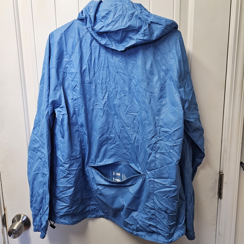 Asics Womens Packable Jacket Large - image 7